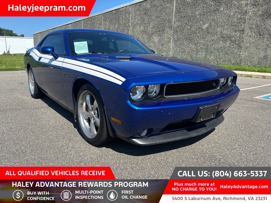 Used 2012 Dodge Challenger R/T RWD image 1