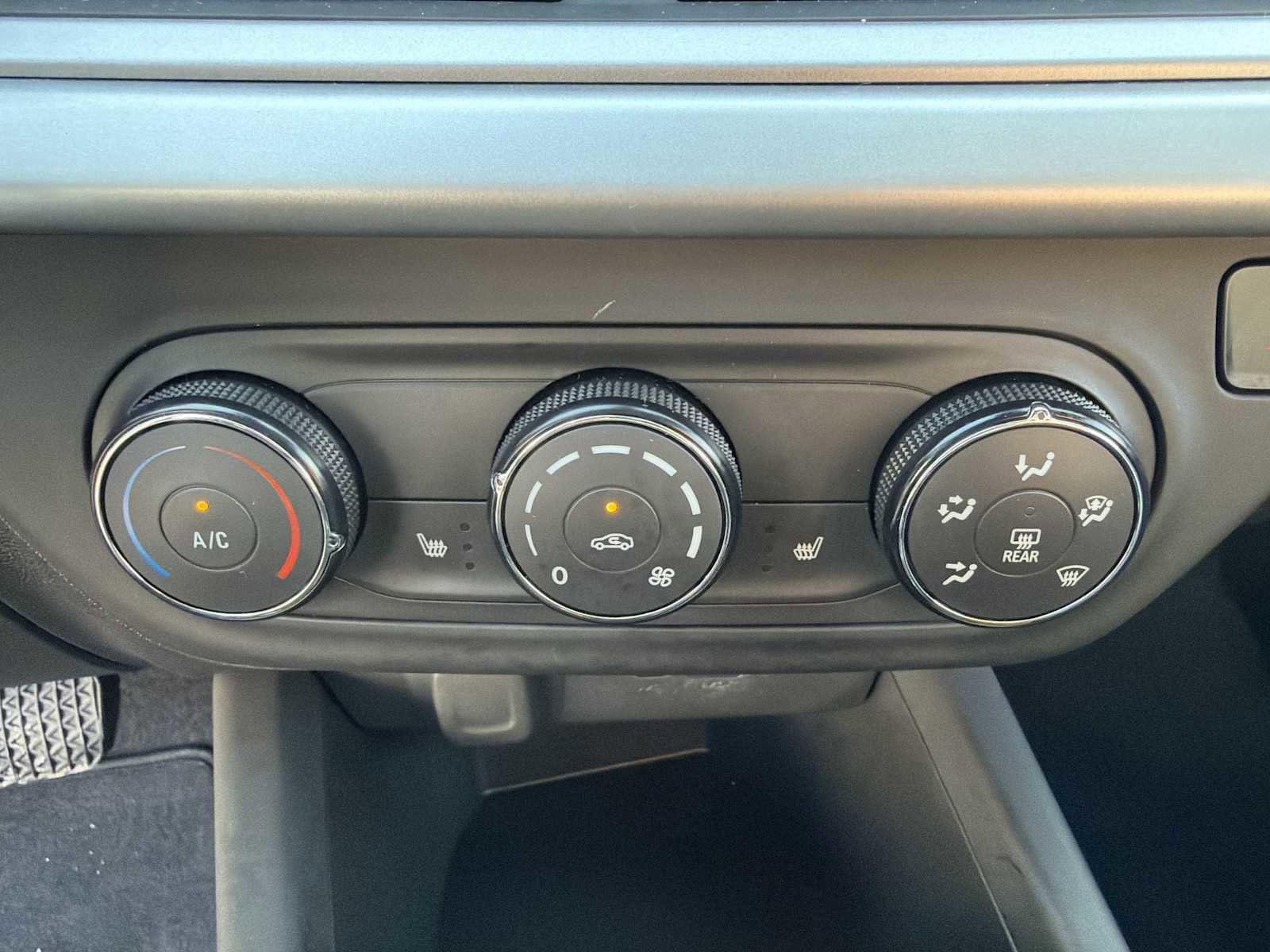 Used 2024 Chevrolet Trax RS w/ Driver Confidence Package image 16