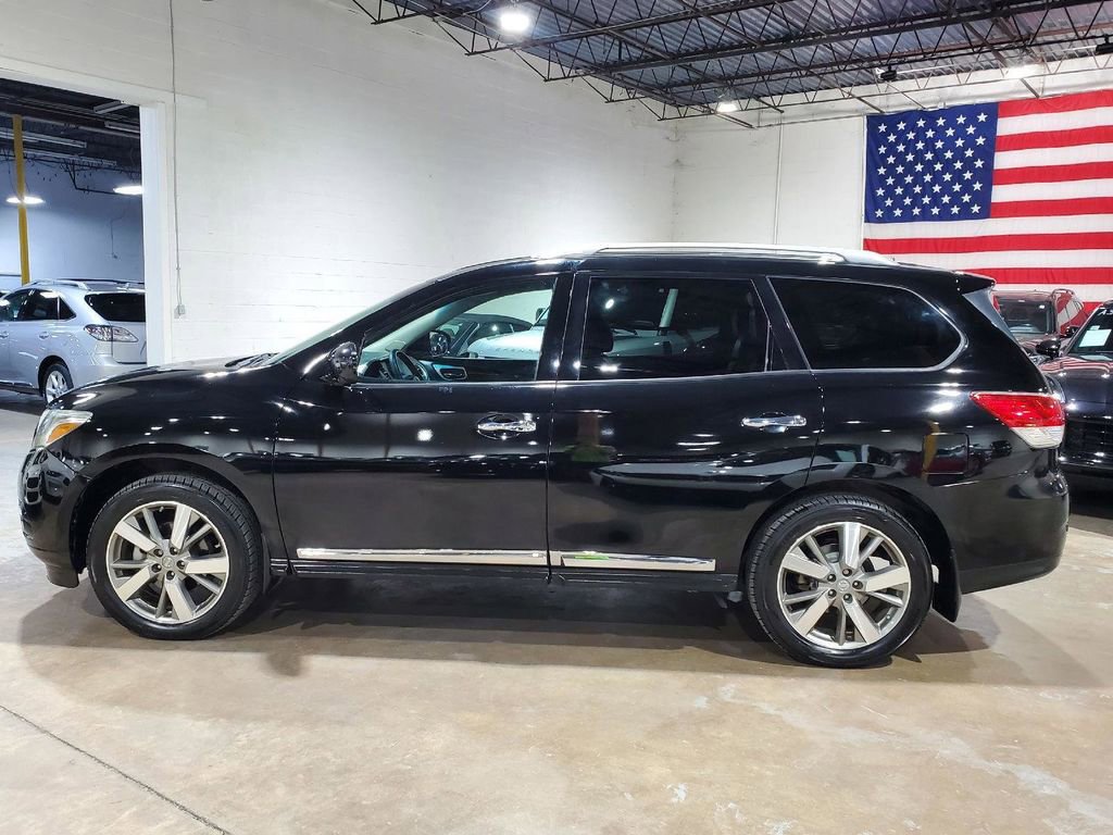Used 2013 Nissan Pathfinder Platinum image 14