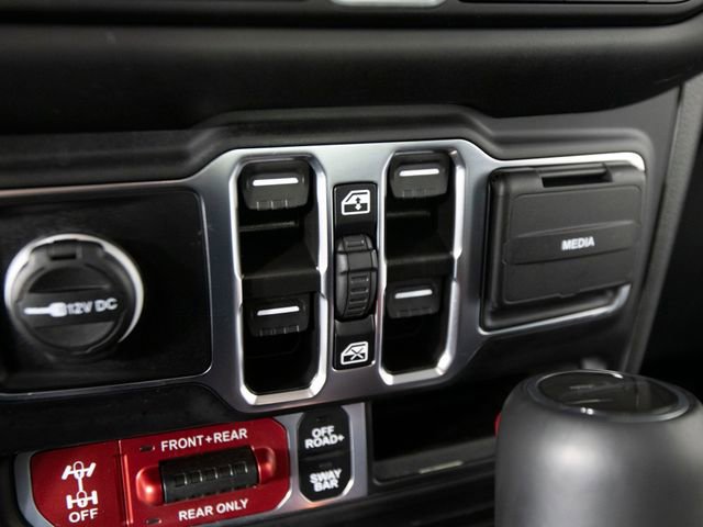 Used 2023 Jeep Gladiator Rubicon w/ Cold Weather Group image 21