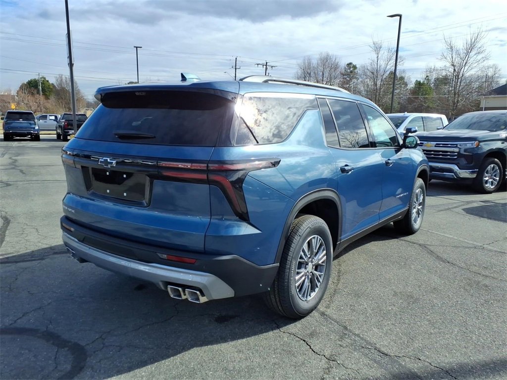 New 2026 Chevrolet Traverse LT w/ Driver Confidence Package image 5