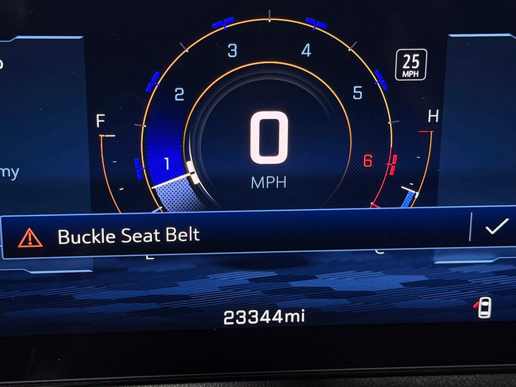 Used 2026 Chevrolet Traverse LT w/ Driver Confidence Package FWD image 16