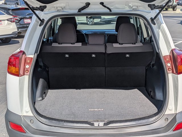 Used 2014 Toyota RAV4 XLE FWD image 8