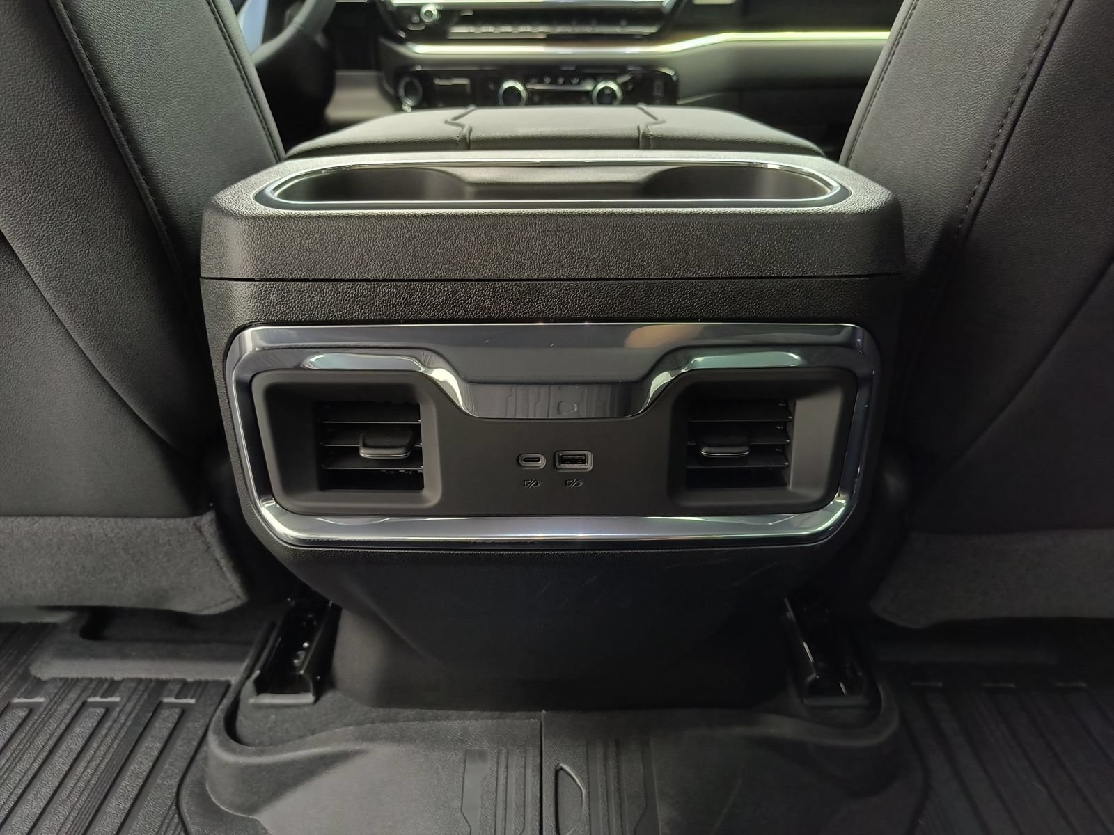 New 2026 GMC Sierra 1500 Elevation w/ Elevation Premium Package AWD/4WD image 22