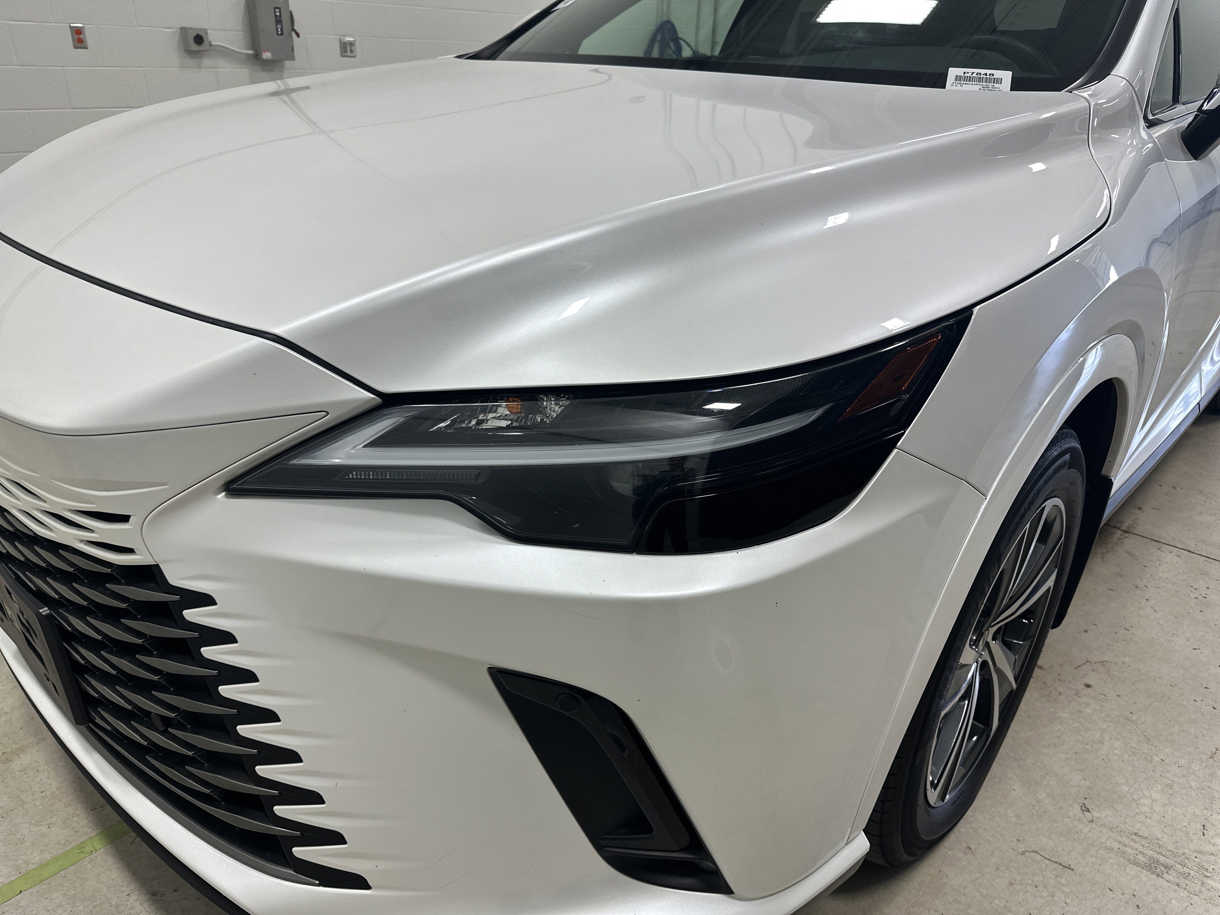 Certified 2023 Lexus RX 350 Premium w/ Cold Area Package AWD/4WD image 6