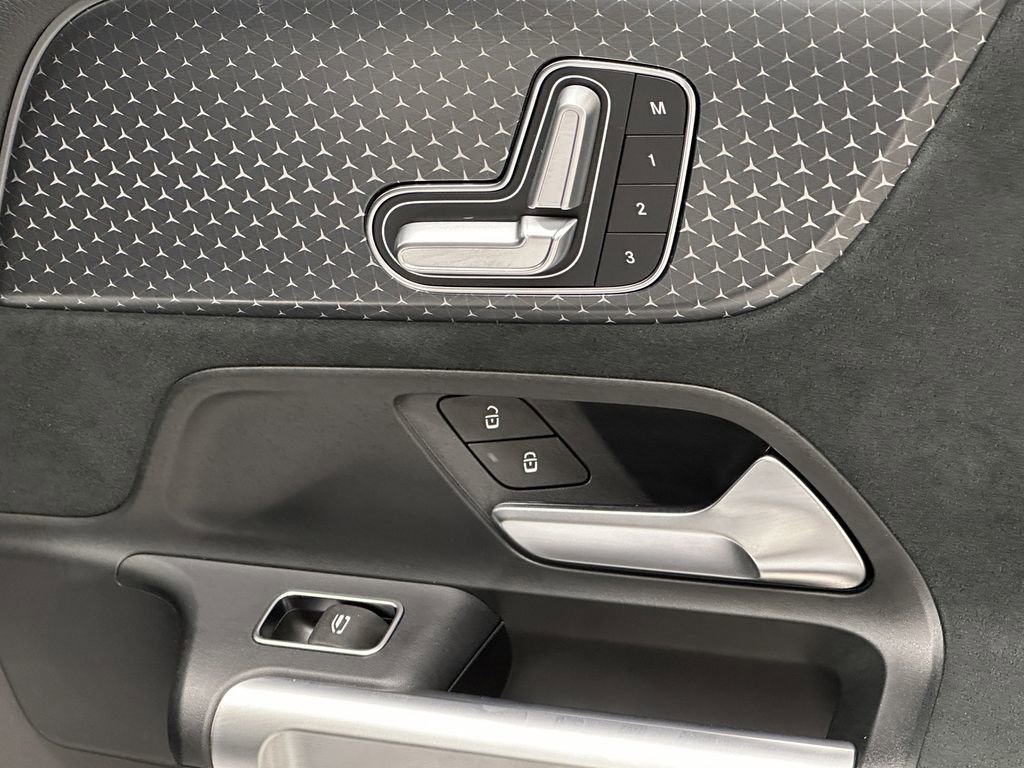Certified 2024 Mercedes-Benz EQB 250+ image 16