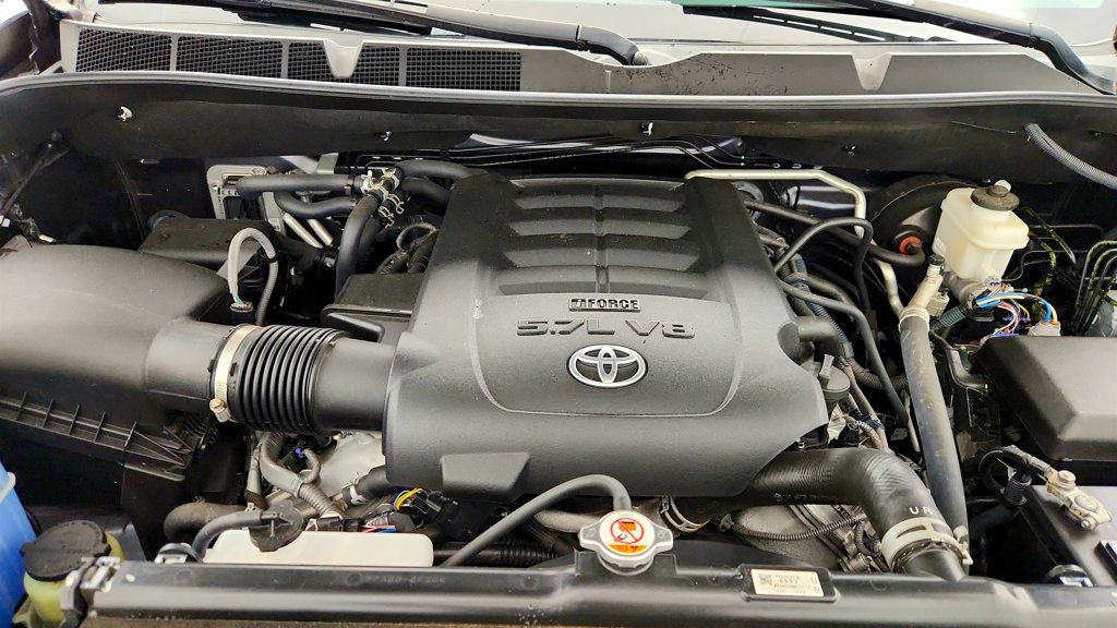 Used 2020 Toyota Sequoia Platinum RWD image 29