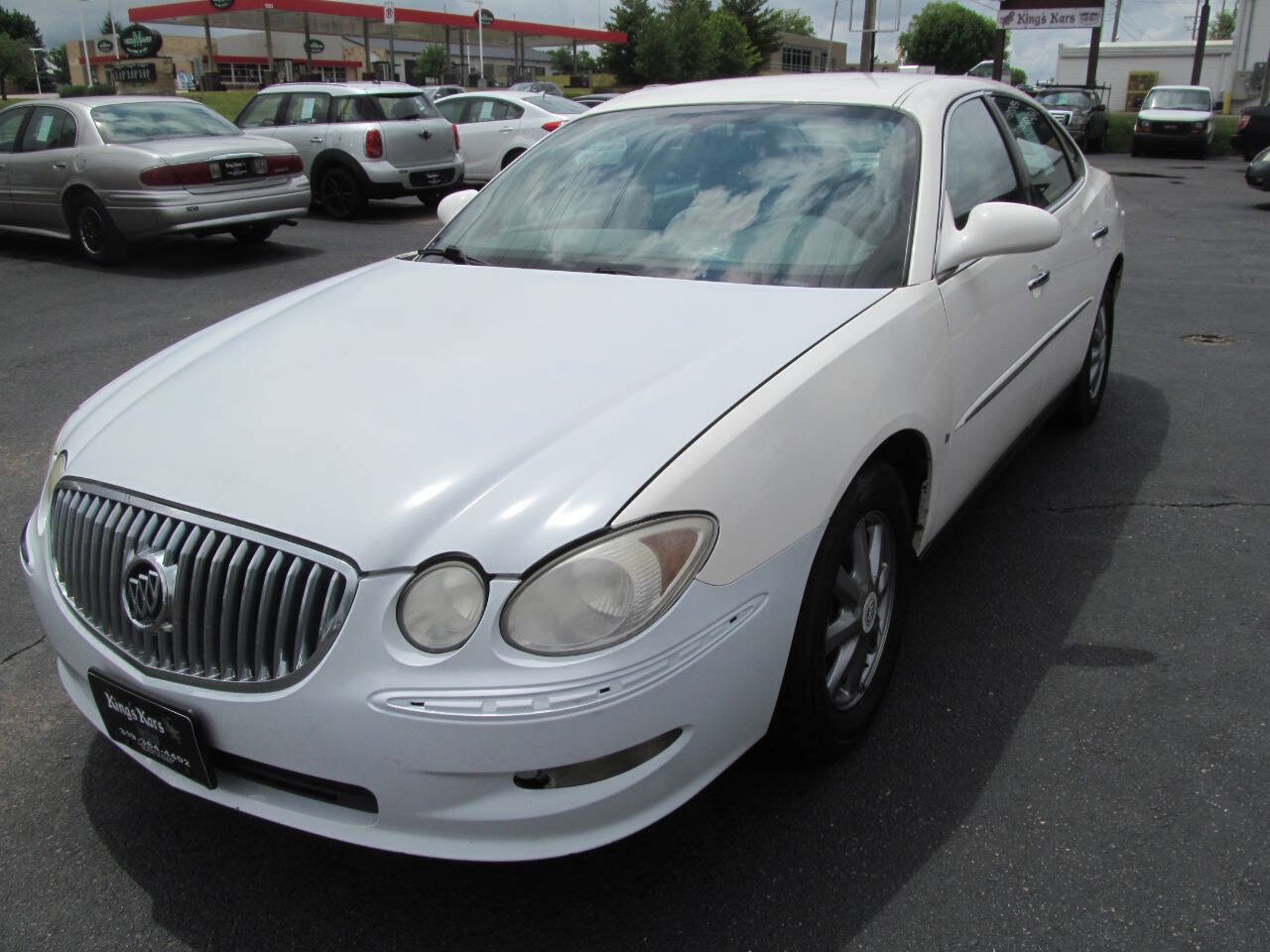 Used 2009 Buick LaCrosse CX FWD image 1