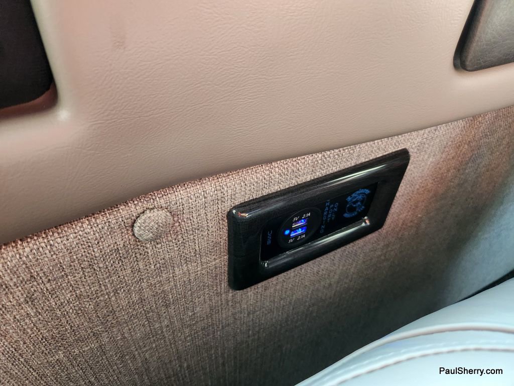 Used 2023 Chevrolet Express 2500 Extended image 56