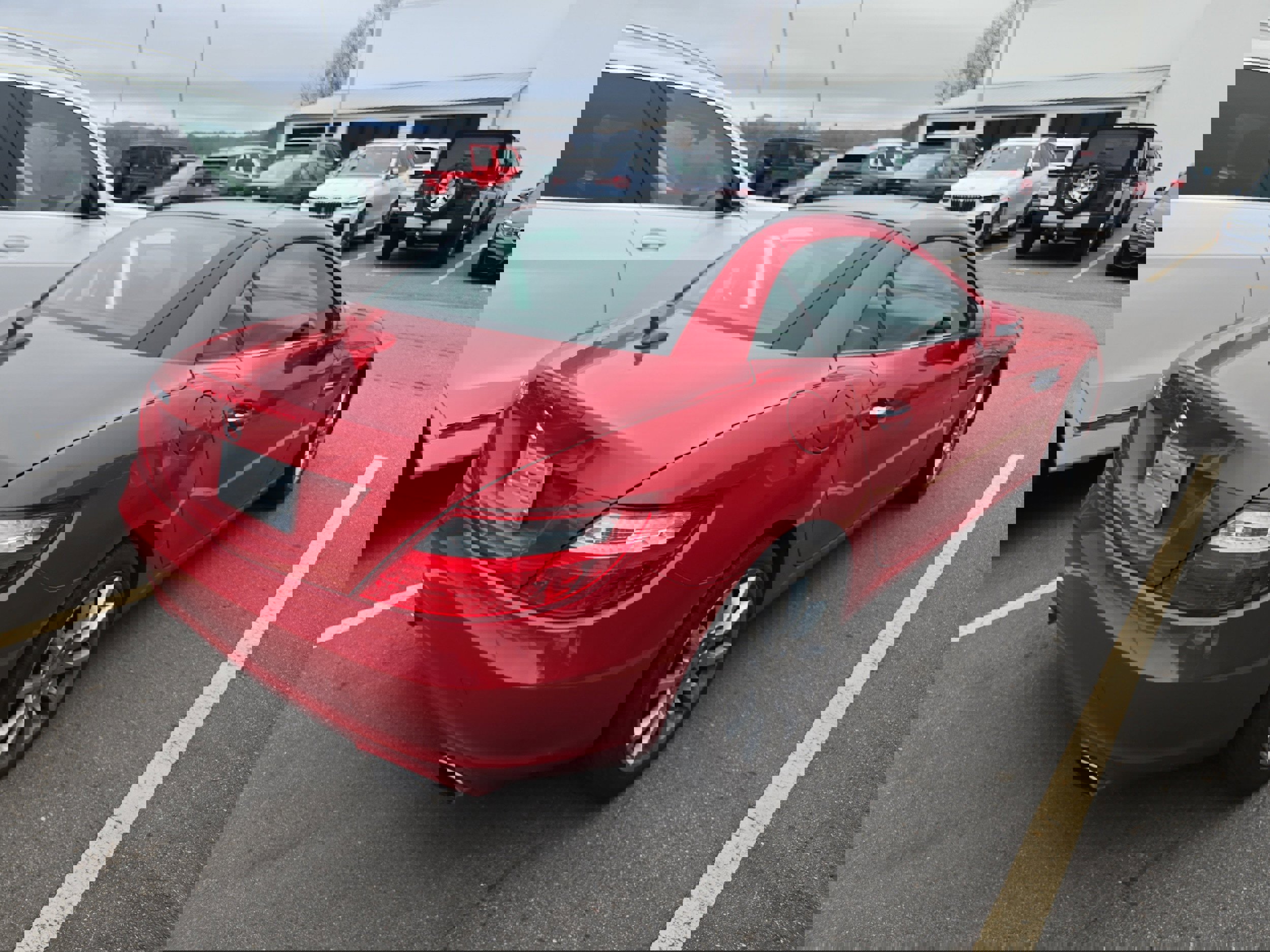 Used 2016 Mercedes-Benz SLK 300 image 2