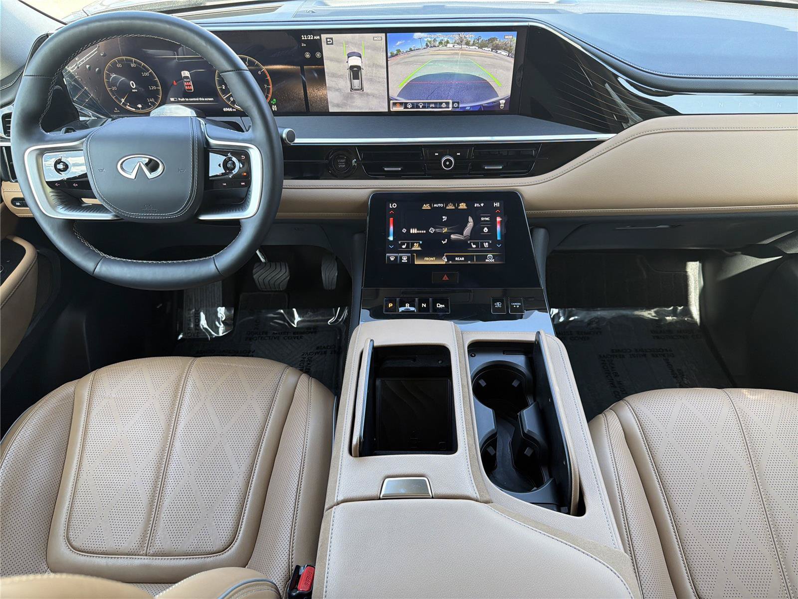 Used 2025 INFINITI QX80 Sensory AWD/4WD image 3