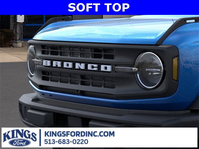 New 2025 Ford Bronco Base image 19