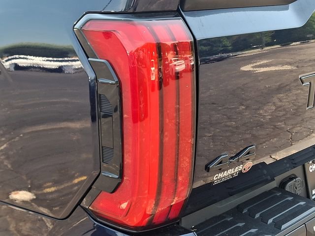 Used 2023 Toyota Tundra SR5 w/ SR5 Premium Package AWD/4WD image 10