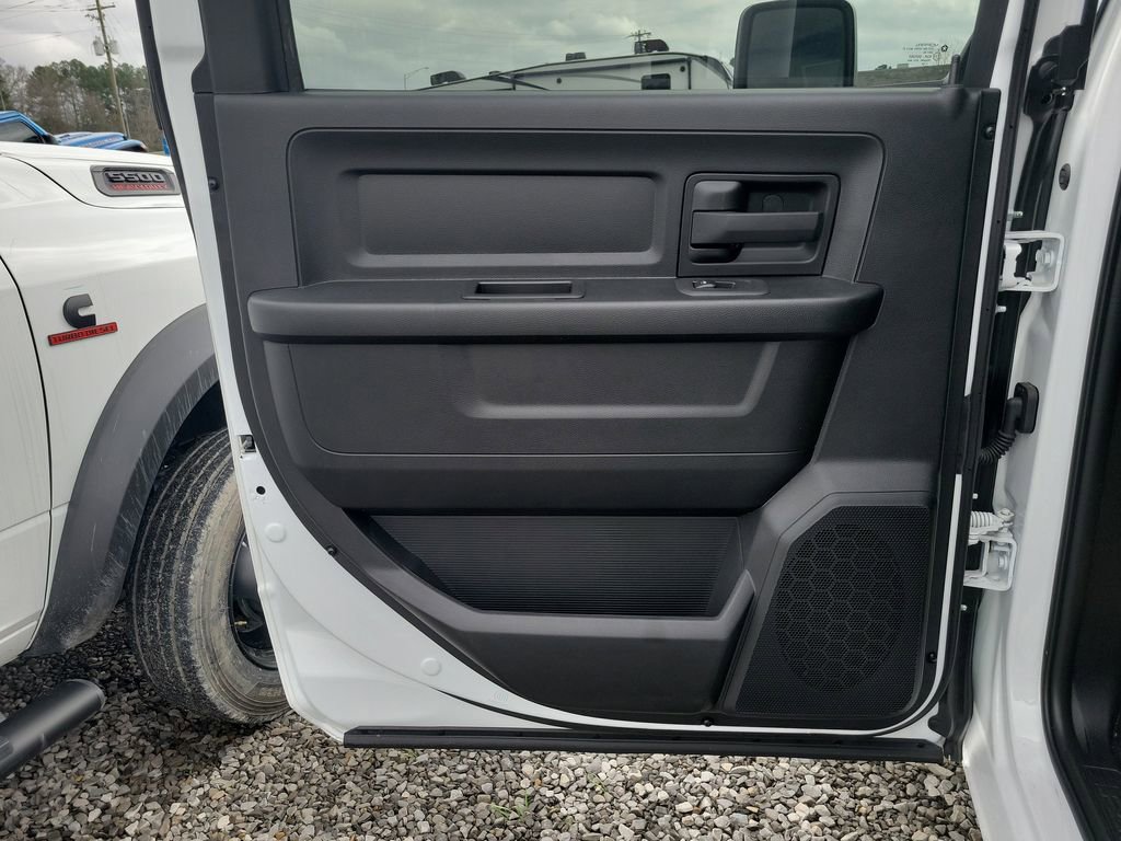 New 2025 RAM 5500 Tradesman image 33