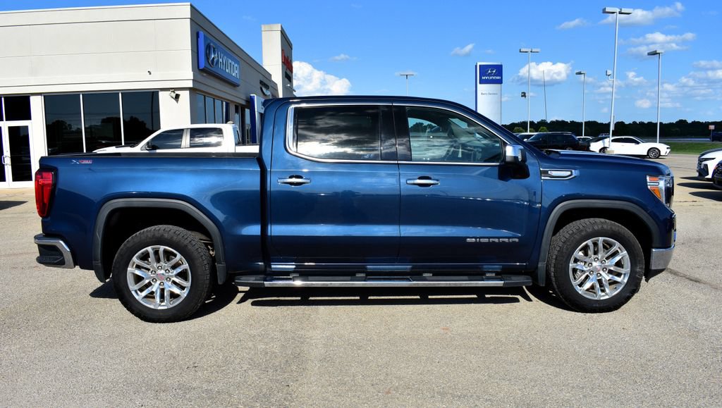 Used 2021 GMC Sierra 1500 SLT AWD/4WD image 2