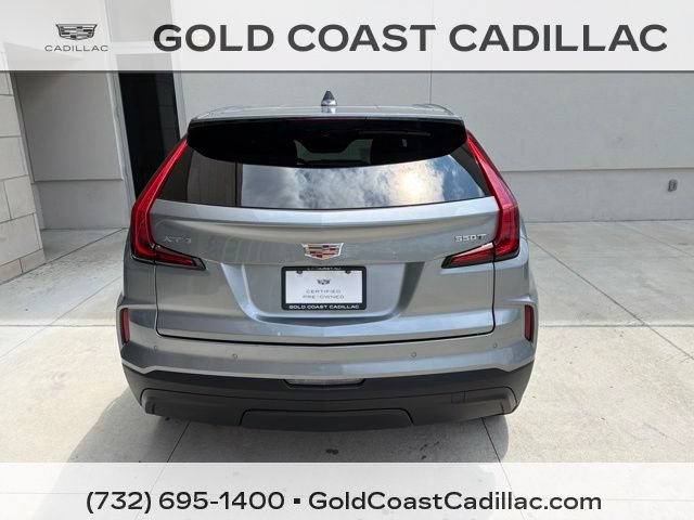 Certified 2024 Cadillac XT4 Luxury w/ Cold Weather Package FWD image 3