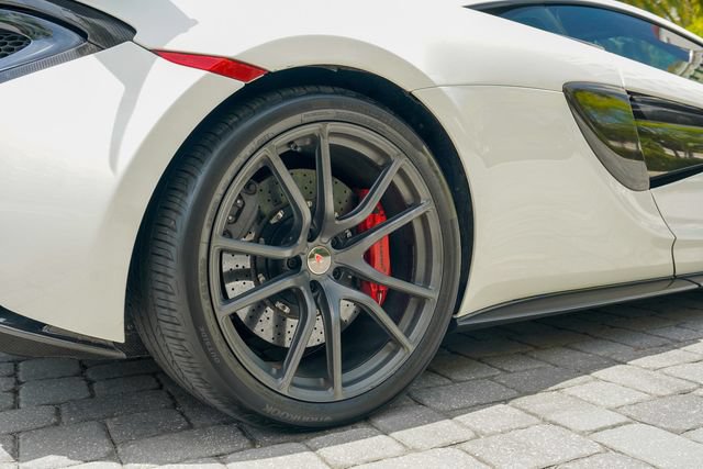 Used 2017 McLaren 570S Coupe RWD image 60