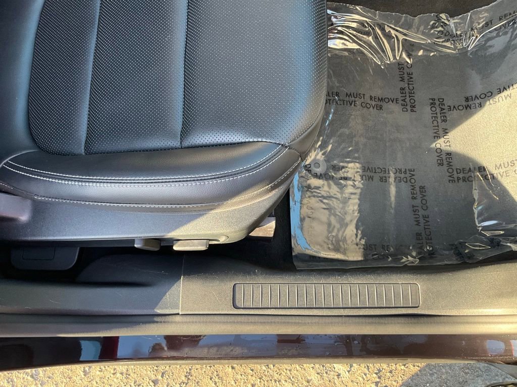 Used 2021 Ford Escape Titanium image 64