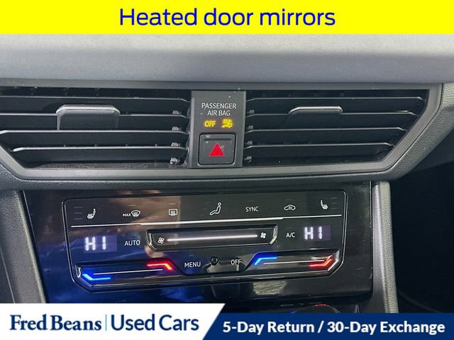 Used 2025 Volkswagen Jetta SE image 17