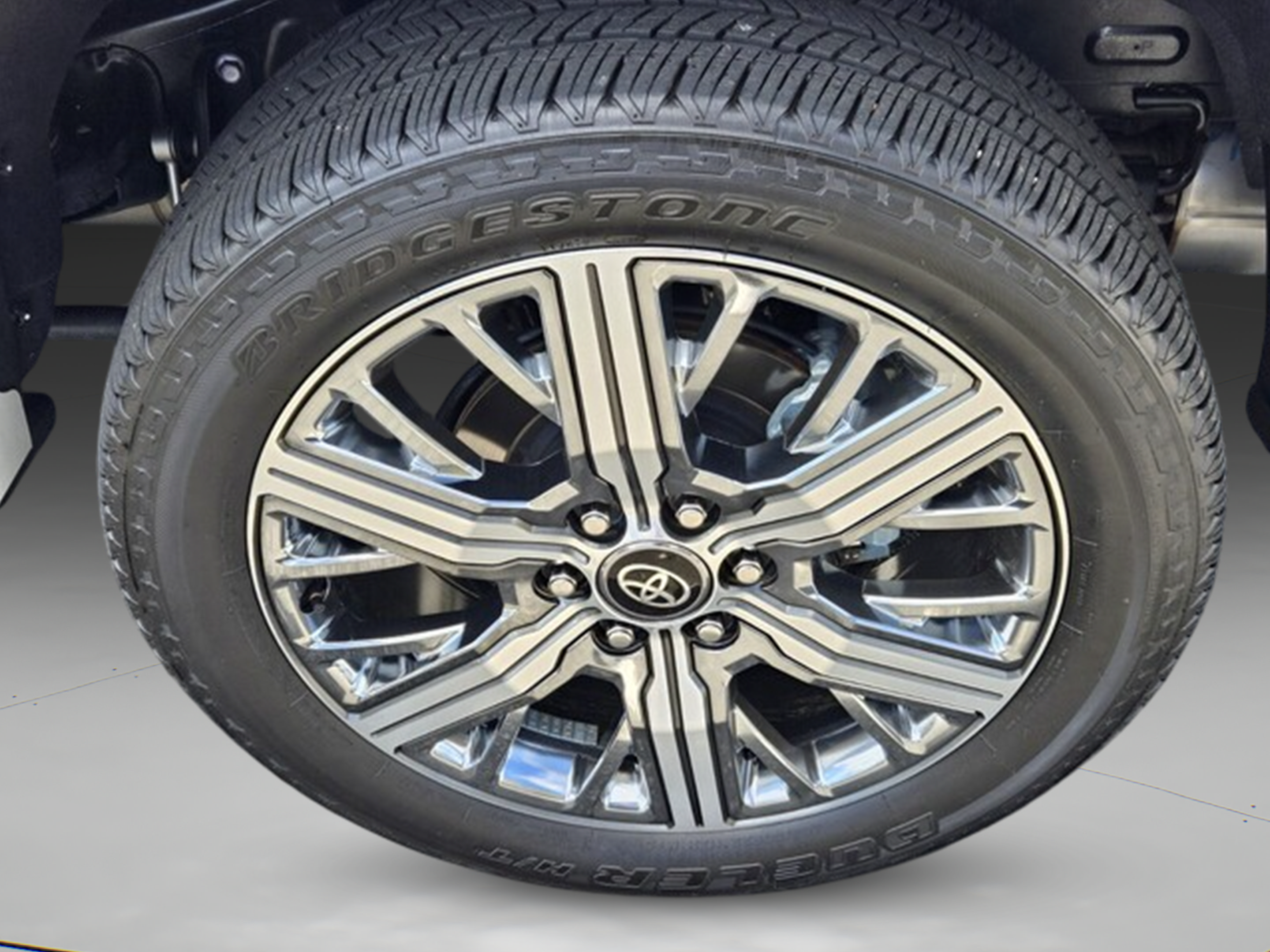 Used 2026 Toyota Sequoia Capstone AWD/4WD image 30