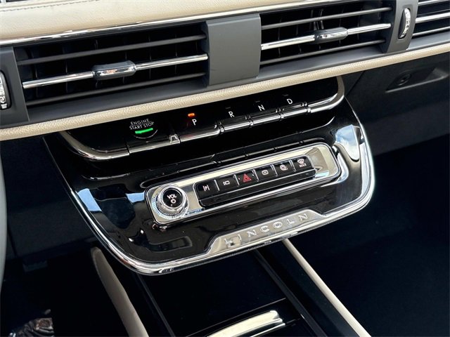 New 2025 Lincoln Corsair Grand Touring w/ Jet Appearance Package image 31