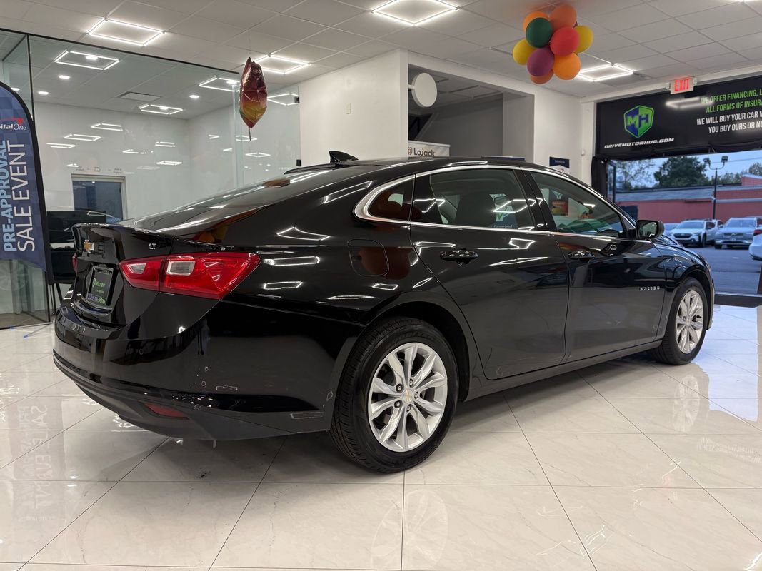 Used 2025 Chevrolet Malibu LT image 12
