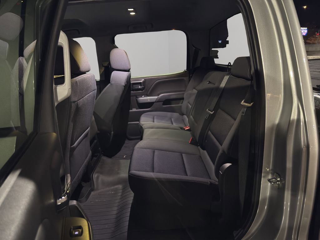 Certified 2018 Chevrolet Silverado 1500 LT w/ All Star Edition image 9