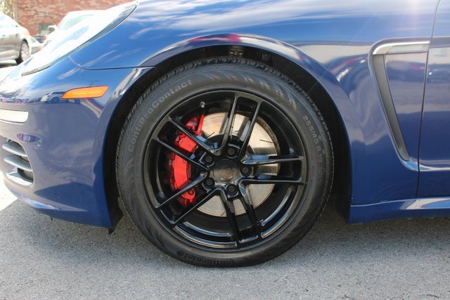 Used 2015 Porsche Panamera 4 image 35