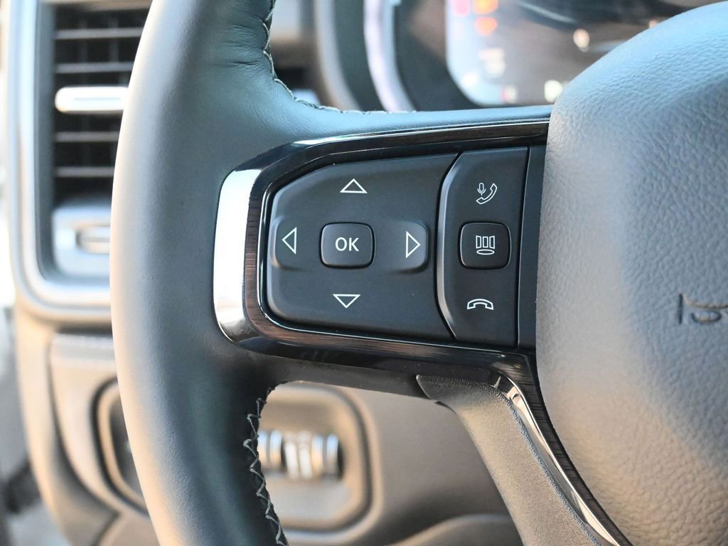 New 2025 RAM 2500 Limited image 36