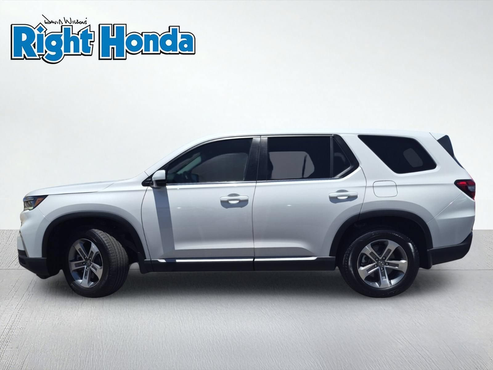 Certified 2025 Honda Pilot EX-L image 3