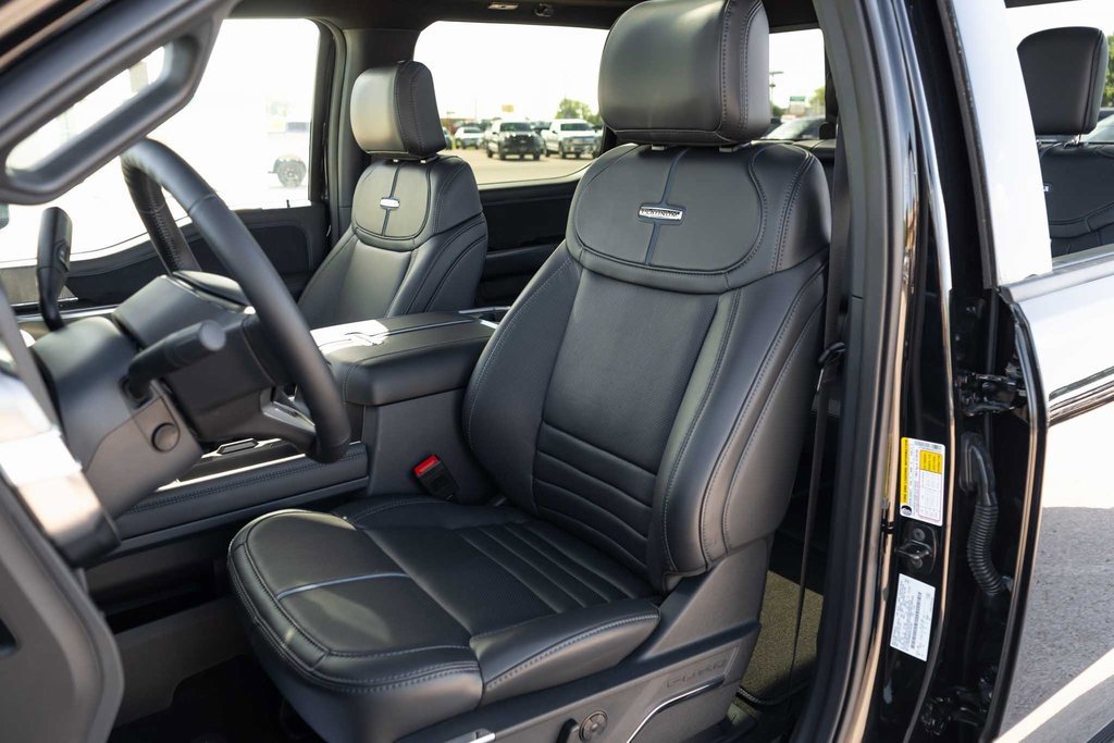 Used 2025 Ford F250 Platinum image 13