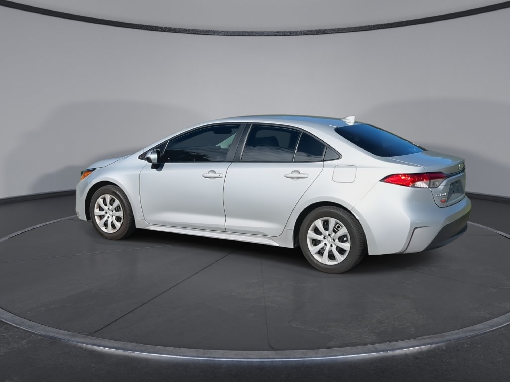 Used 2024 Toyota Corolla LE FWD image 6