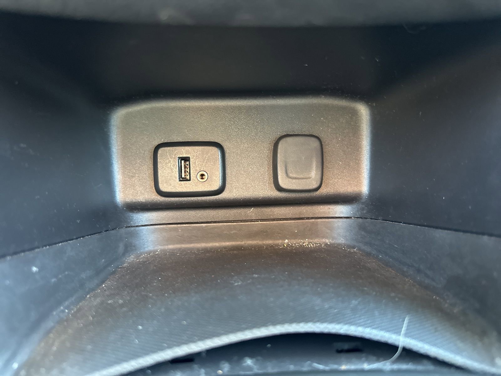 Used 2018 Chevrolet Equinox LT AWD/4WD image 21