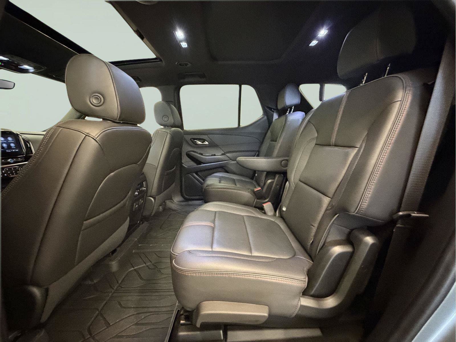 Used 2023 Chevrolet Traverse RS w/ LPO, Floor Liner Package AWD/4WD image 25