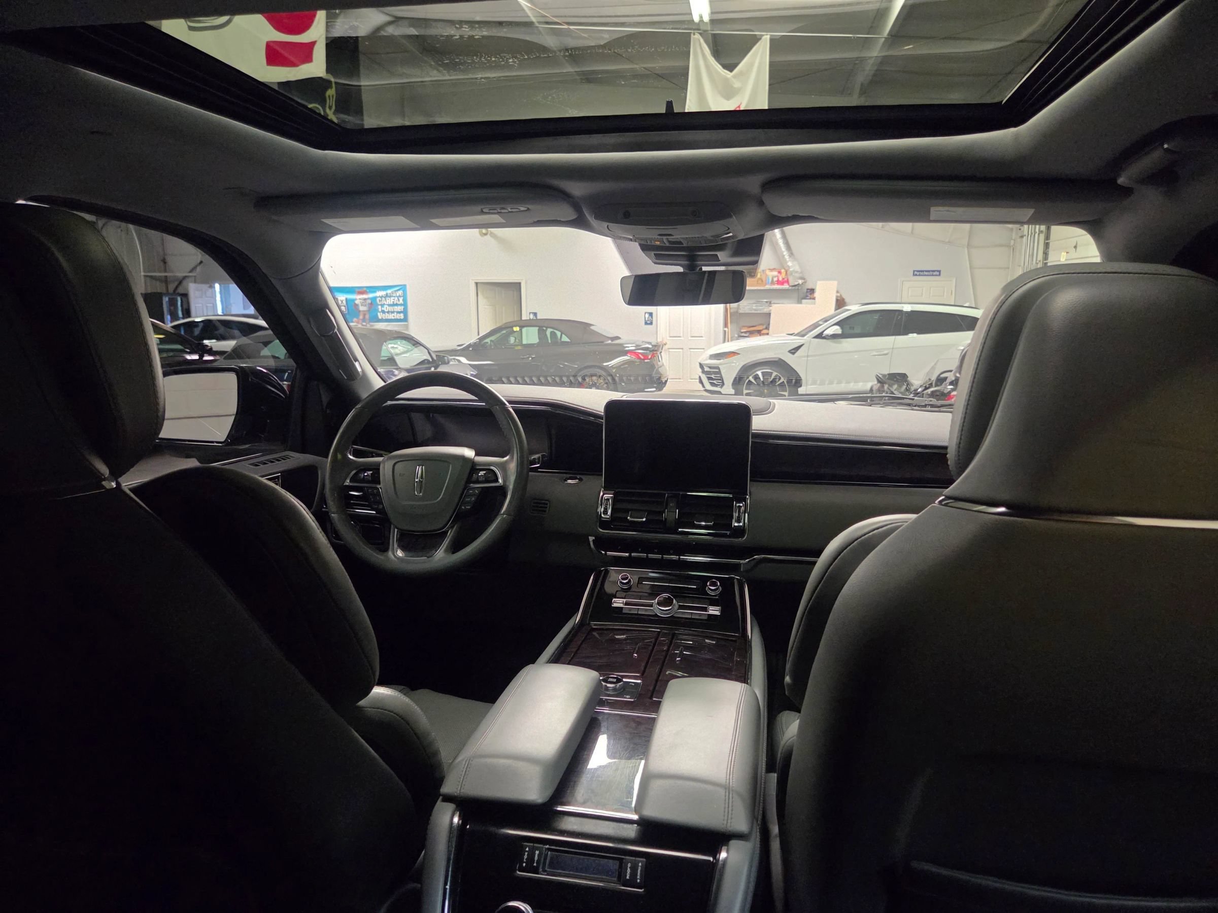 Used 2021 Lincoln Navigator L Reserve RWD image 37