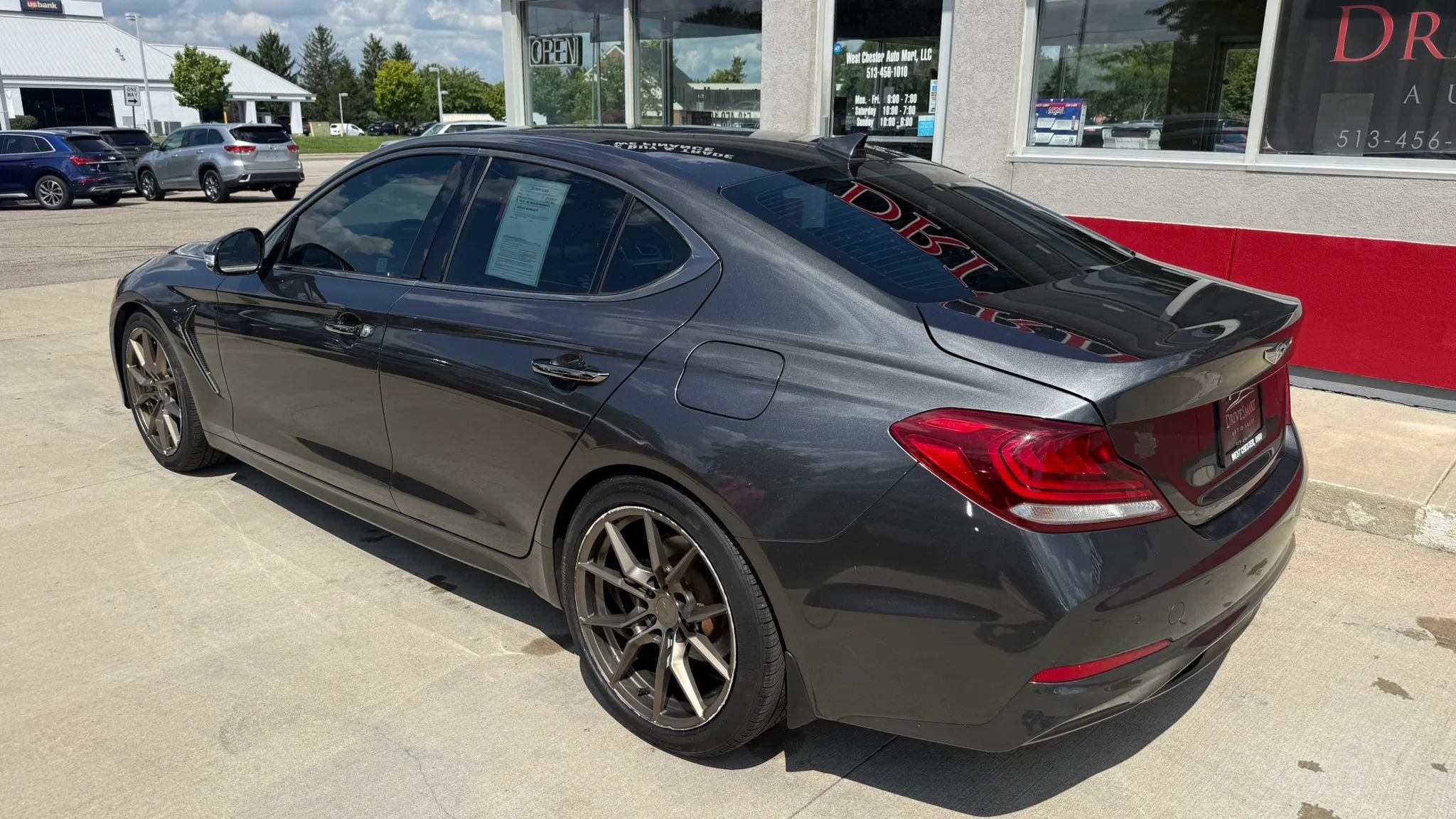Used 2019 Genesis G70 2.0T Advanced w/ Sport Package AWD/4WD image 4