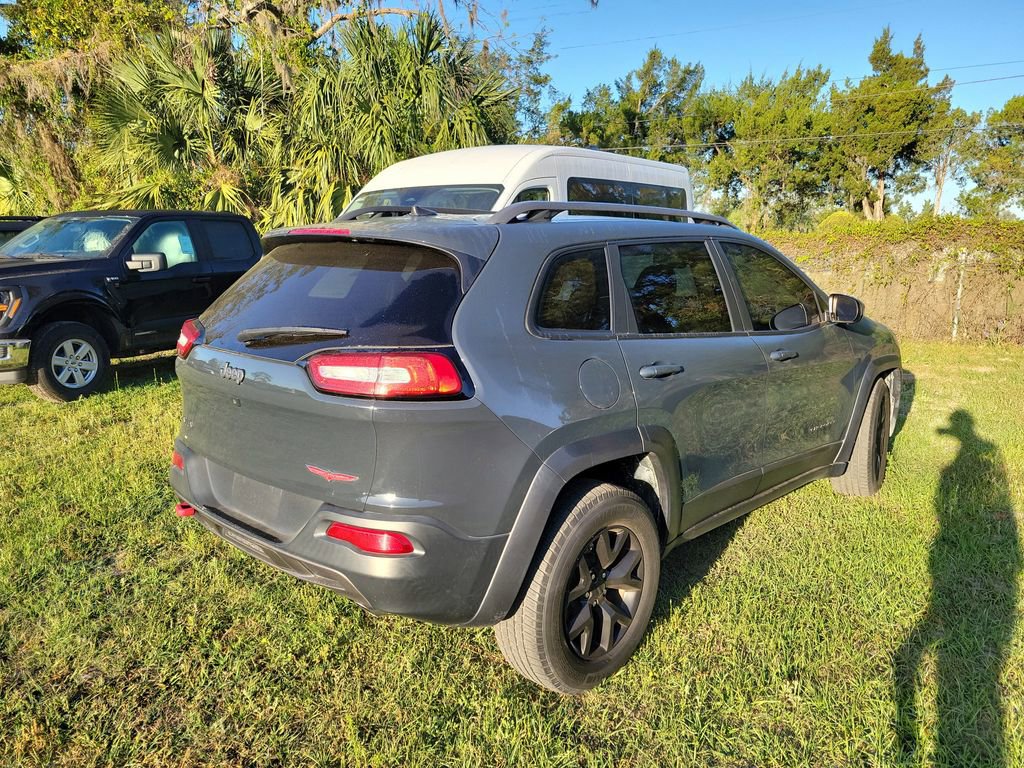 Used 2016 Jeep Cherokee Trailhawk w/ Comfort/Convenience Group image 3