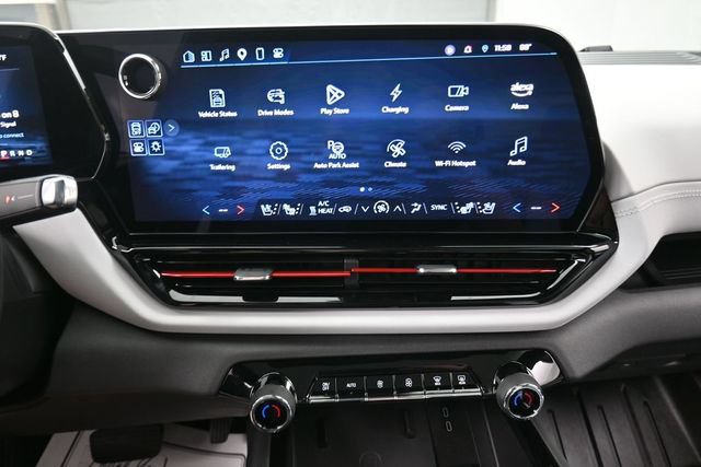 Certified 2025 Chevrolet Silverado EV RST AWD/4WD image 6