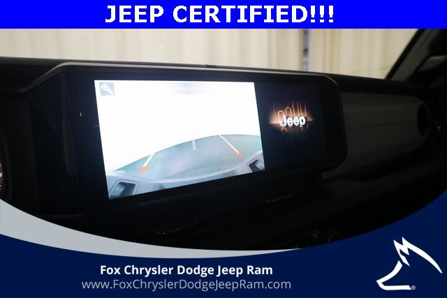 Used 2024 Jeep Gladiator Sport image 18