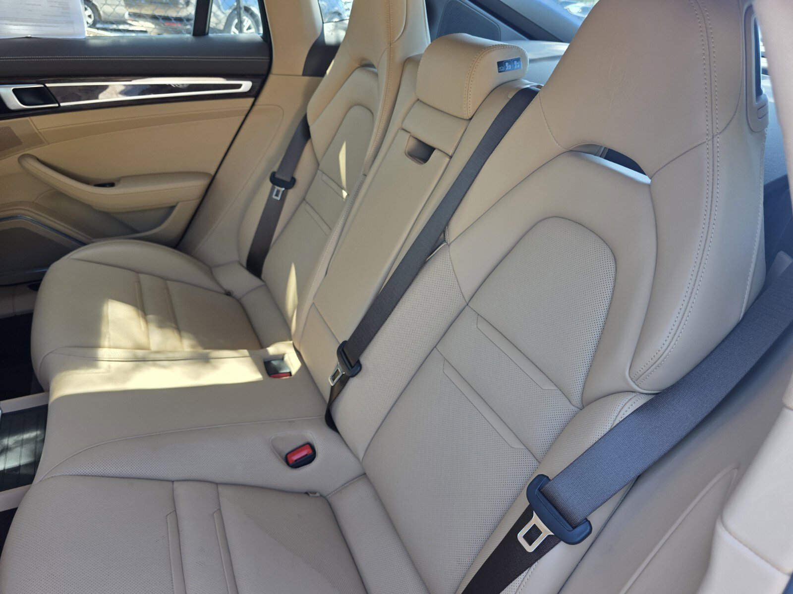 Used 2022 Porsche Panamera 4 E-Hybrid AWD/4WD image 16