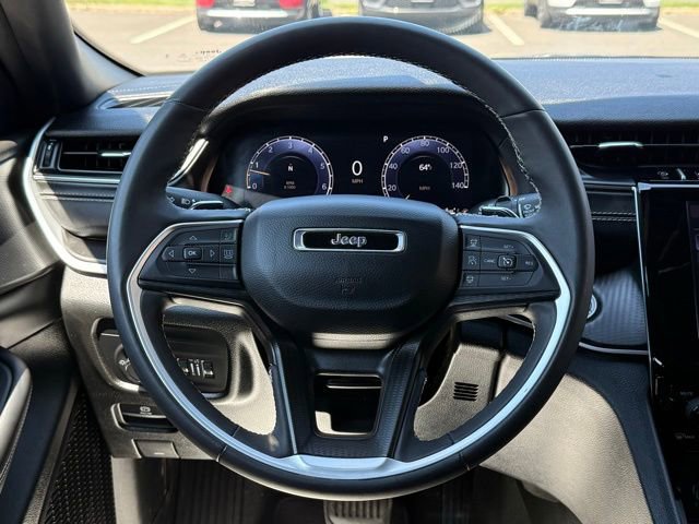 Used 2024 Jeep Grand Cherokee Altitude AWD/4WD image 39
