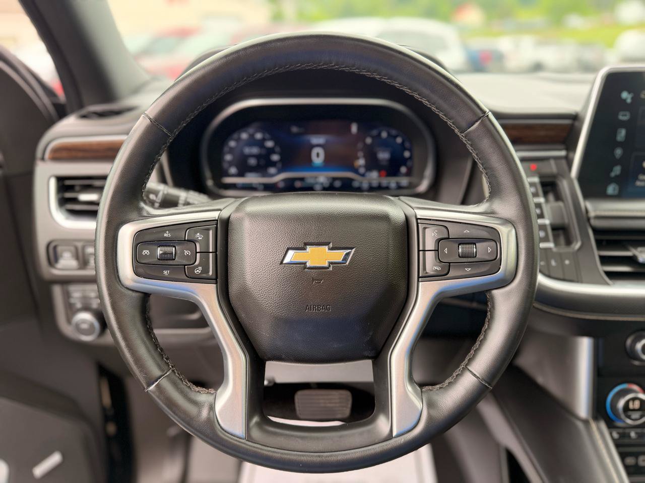 Used 2024 Chevrolet Tahoe Premier AWD/4WD image 26