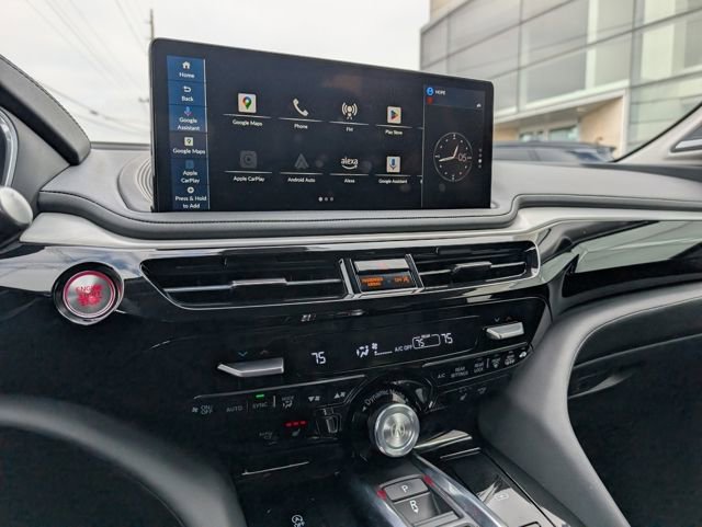 Used 2025 Acura MDX w/ Technology Package image 15