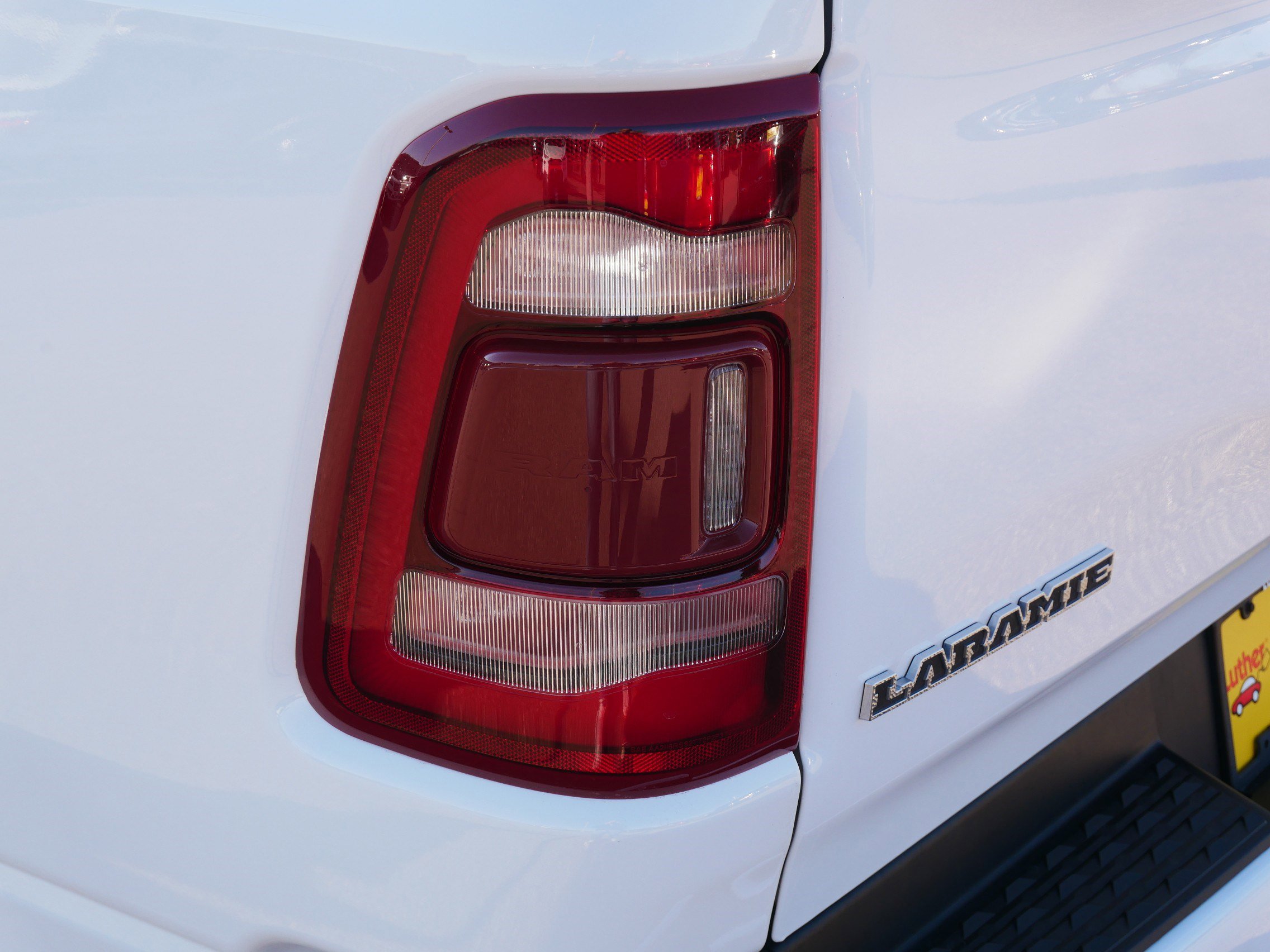 Used 2023 RAM 1500 Laramie AWD/4WD image 17