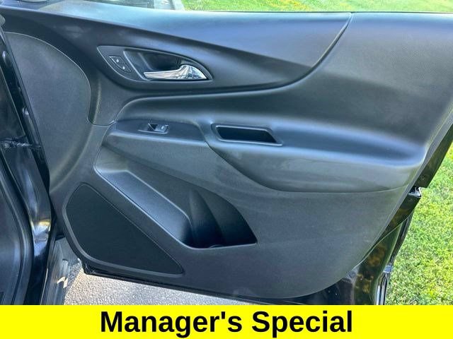 Used 2022 Chevrolet Equinox LT w/ Driver Convenience Package FWD image 40