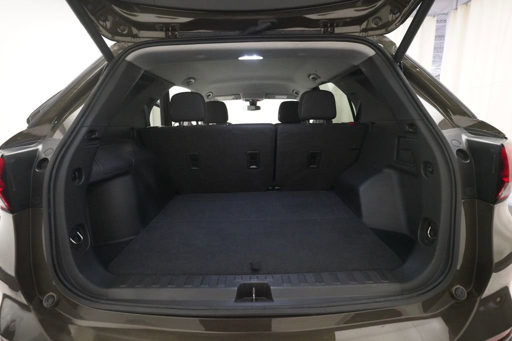 Used 2024 Chevrolet Equinox LT image 10