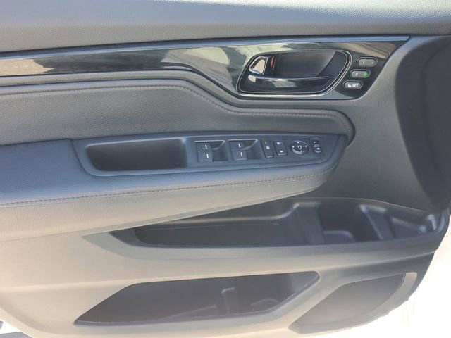 Certified 2024 Honda Odyssey Touring image 9