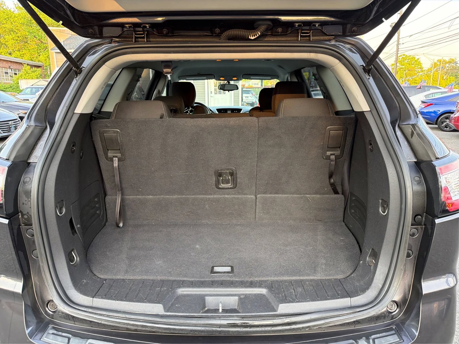 Used 2015 Chevrolet Traverse LT FWD image 11