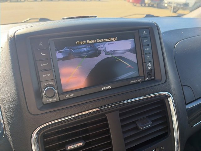 Used 2018 Dodge Grand Caravan SE image 14