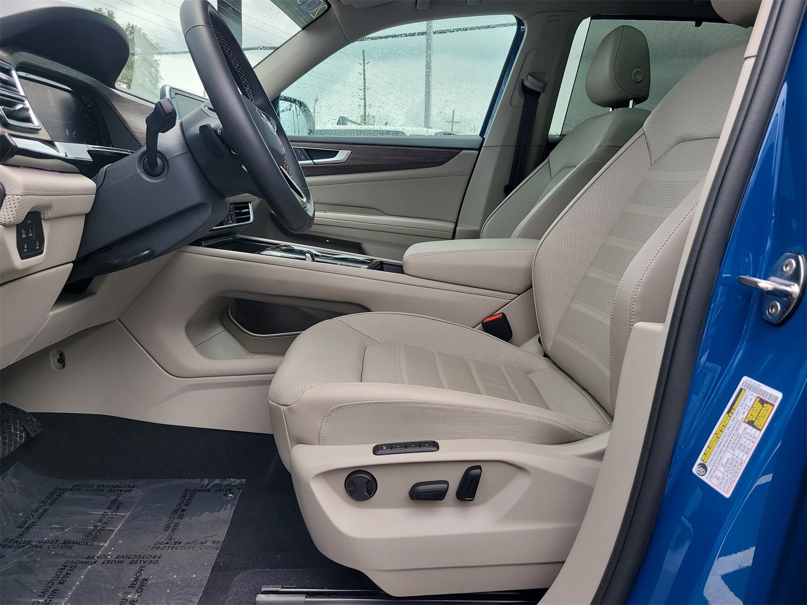 Certified 2025 Volkswagen Atlas SEL image 19